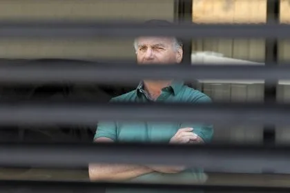 Defesa diz que arma ‘perdida’ de Bolsonaro está com a Polícia Civil do DF