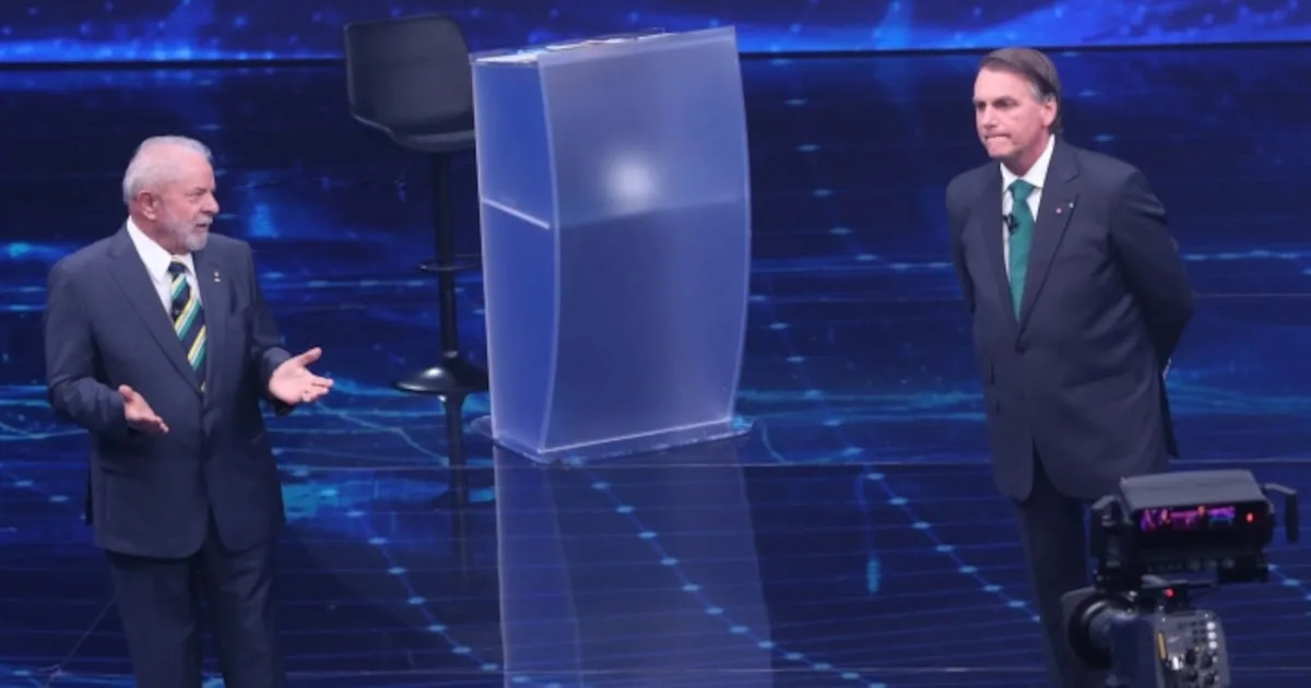 Lula e Jair Bolsonaro durante debate da Band em 2022