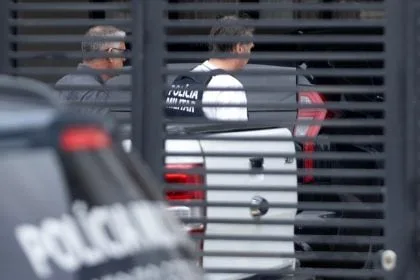 PF diz ao STF não ter encontrado armas na casa de Bolsonaro