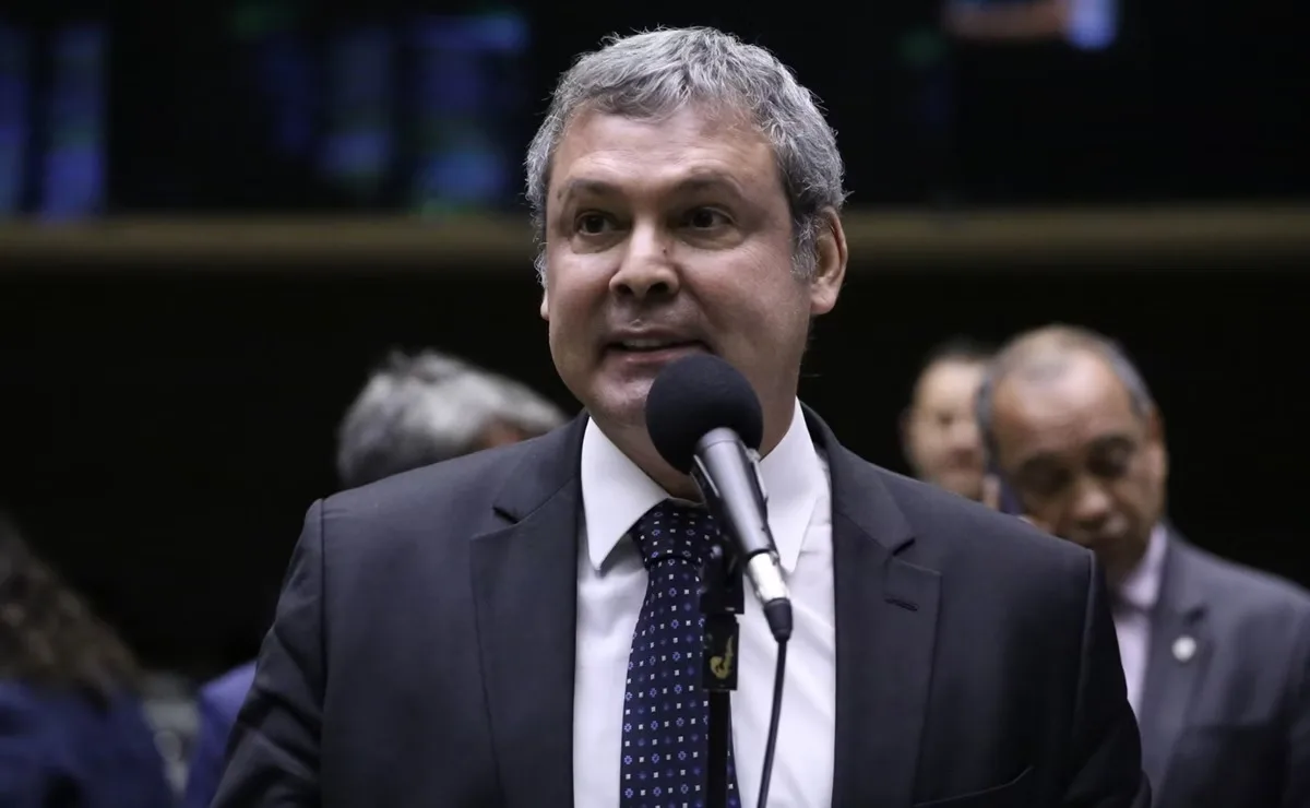 politica lindbergh farias 1765131951
