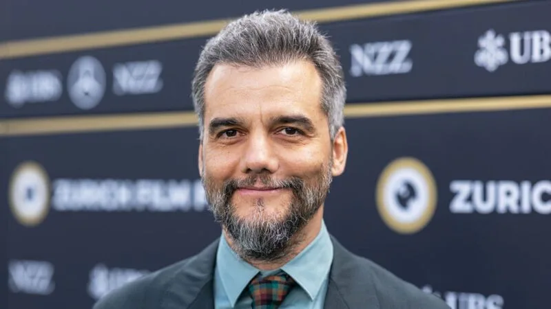 Wagner Moura em uma premiação