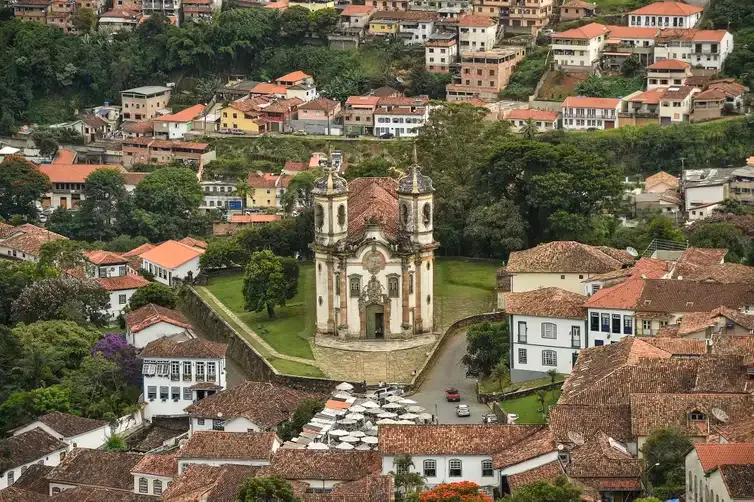 Lula quer aumentar incentivos à cultura; Flávio defende patrimônio