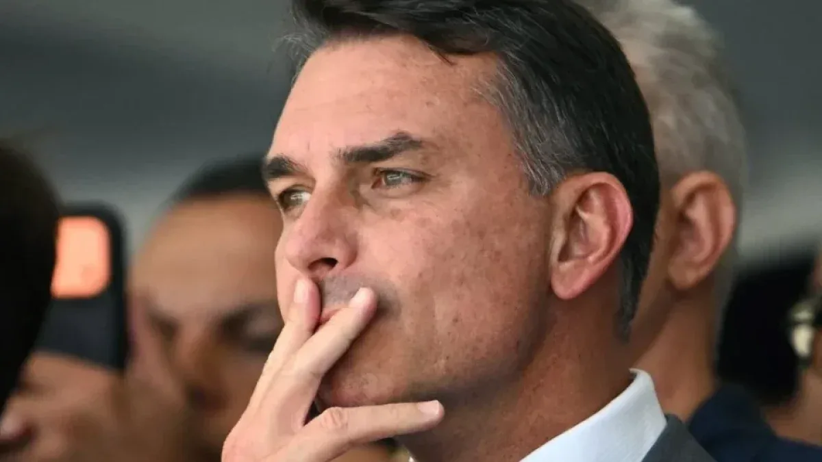 Flávio busca ajuda de Bolsonaro na reta final do 2º turno