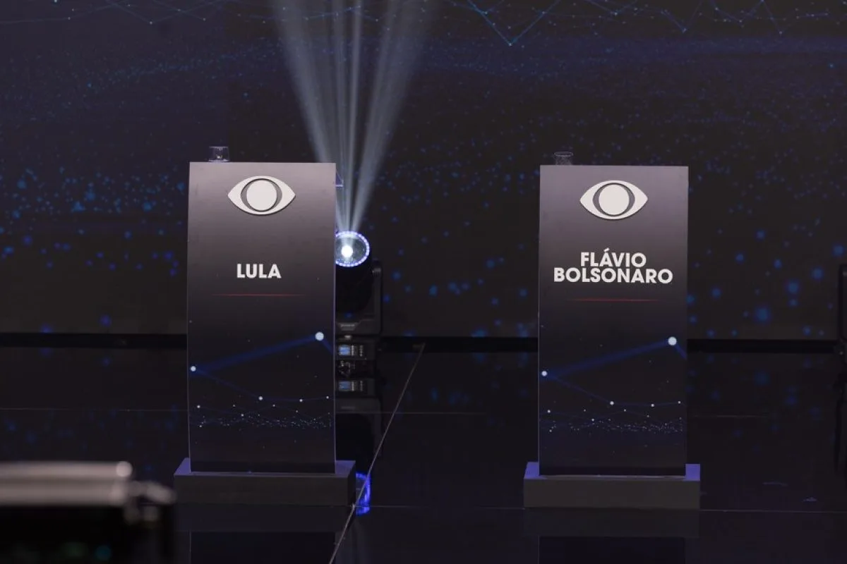 As estratégias de Lula e Flávio Bolsonaro para o debate de domingo na Band